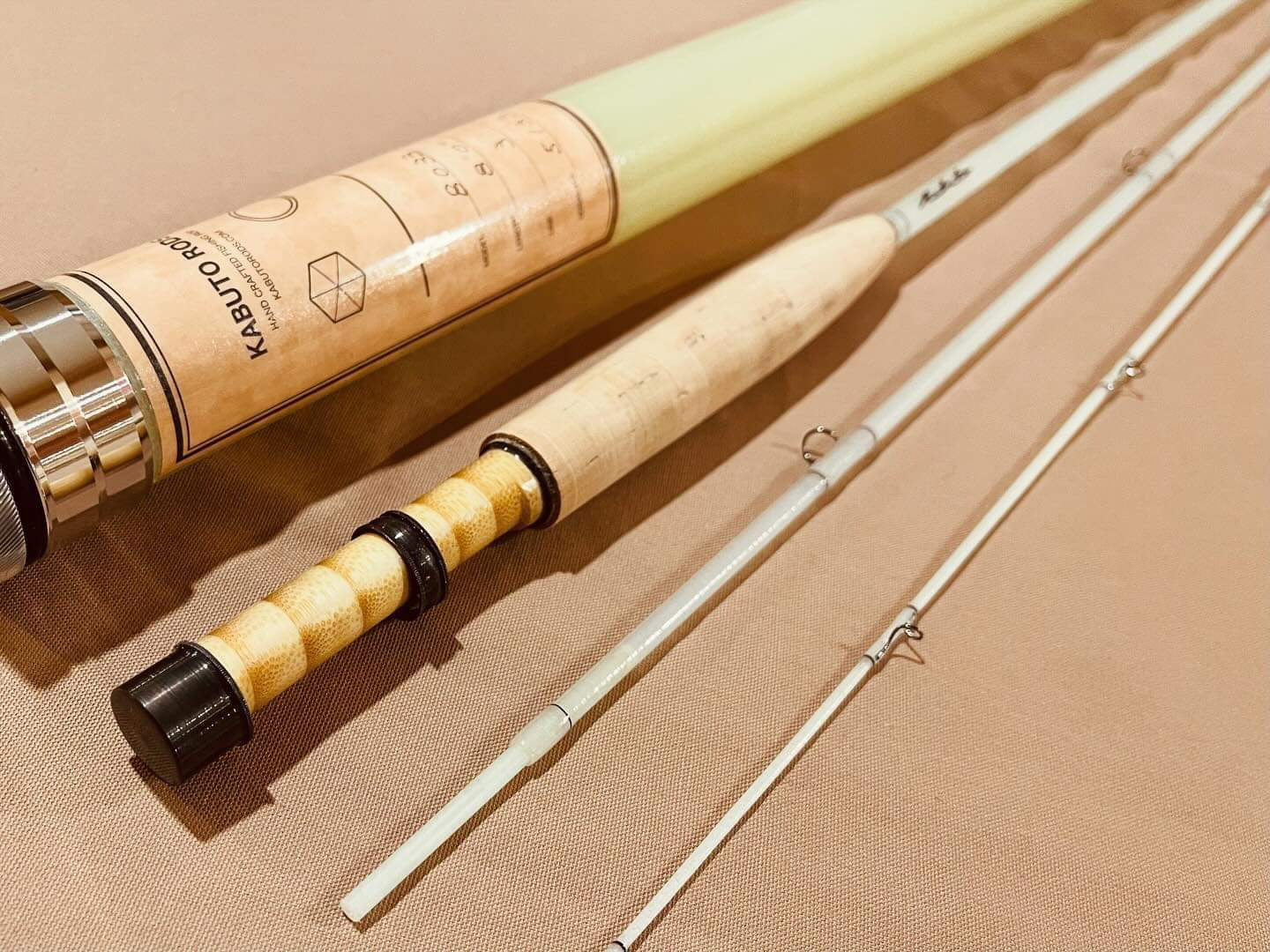 Kabuto 8' 3" 3wght 3pc White Natural Bamboo
